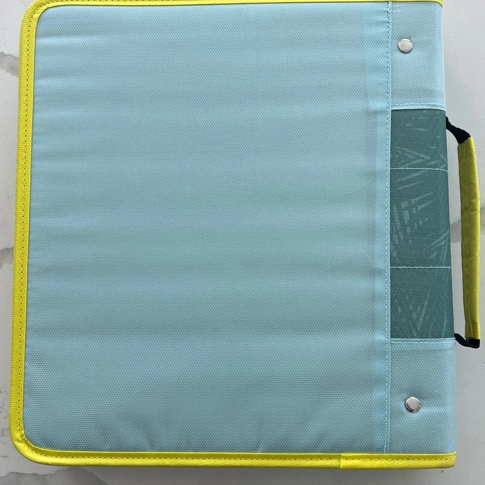 FIVE STAR 2 Inch Zipper Binders with 3 File Folders, Minty Palm - NWOT